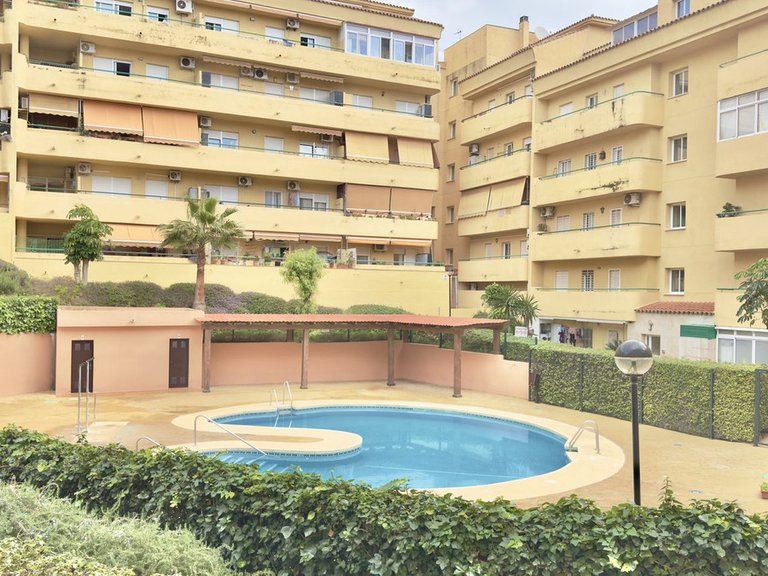 Apartment for Sale in Los Pacos, Malaga 26