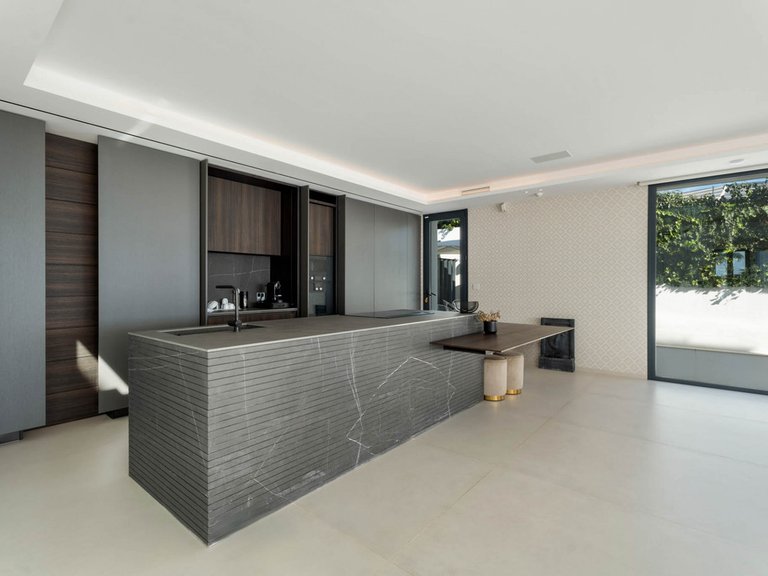 Villa for Sale in Benahavís, Malaga 20