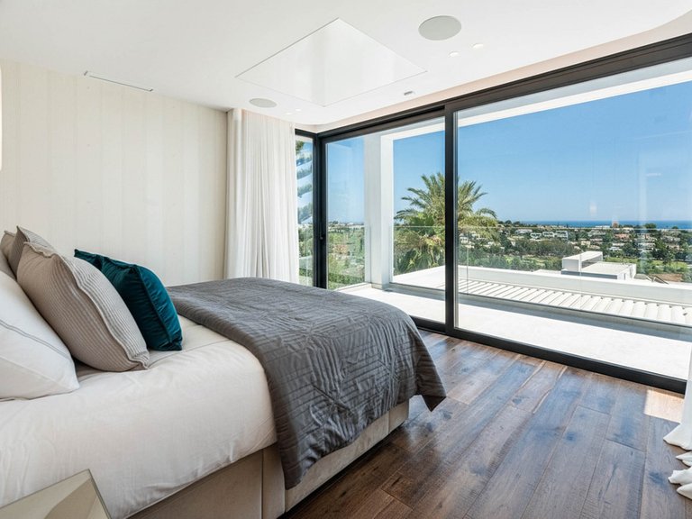 Villa for Sale in Benahavís, Malaga 24