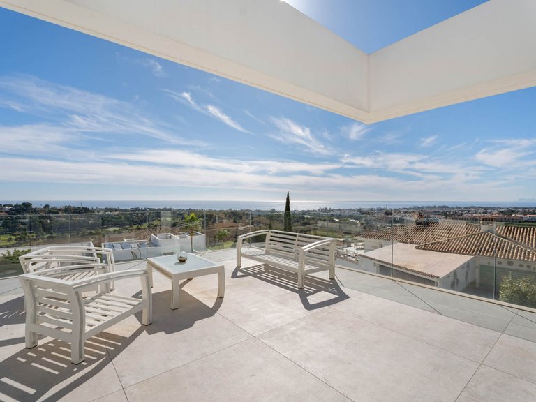 Villa for Sale in Benahavís, Malaga 30