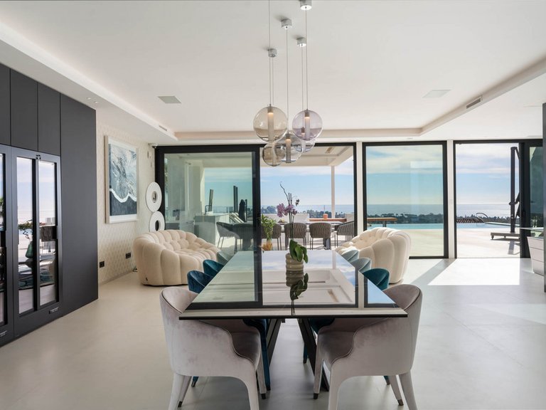 Villa for Sale in Benahavís, Malaga 4