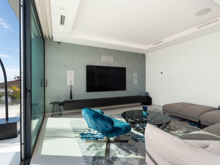 Villa for Sale in Benahavís, Malaga 9
