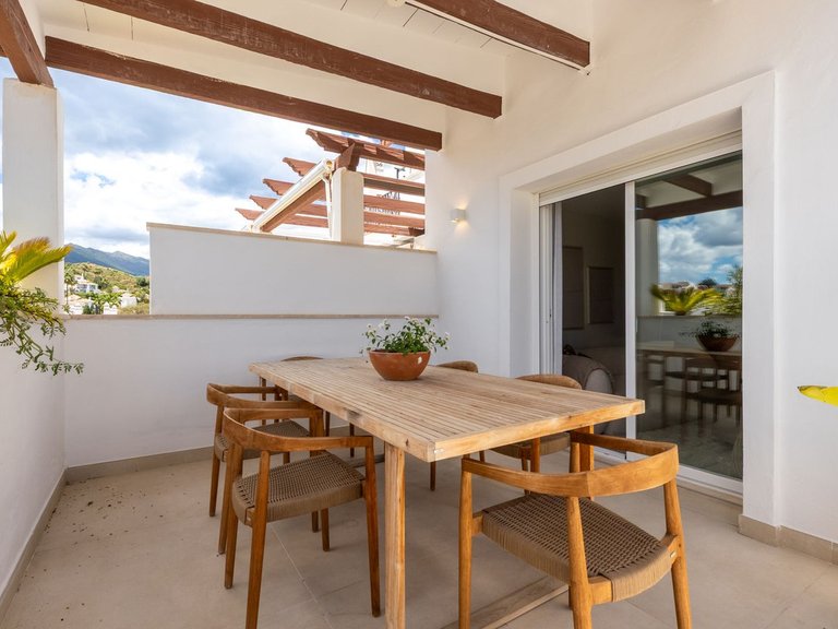 Apartment for Sale in Nueva Andalucía, Malaga 26