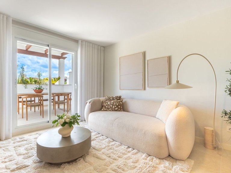 Apartment for Sale in Nueva Andalucía, Malaga 5