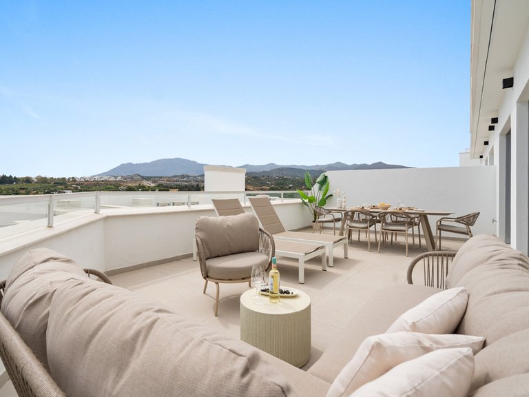 Apartment for Sale in Estepona, Malaga 1