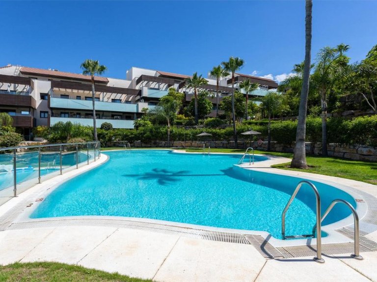 Apartment for Sale in Los Flamingos, Malaga 1