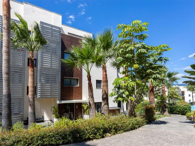 Apartment for Sale in Los Flamingos, Malaga 19