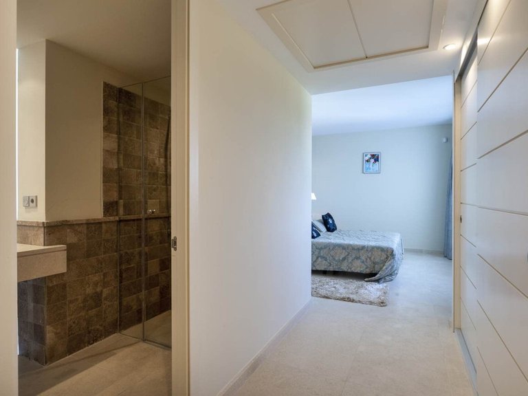 Apartment for Sale in New Golden Mile, Malaga 17