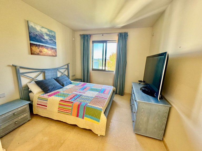 Apartment for Sale in New Golden Mile, Malaga 19