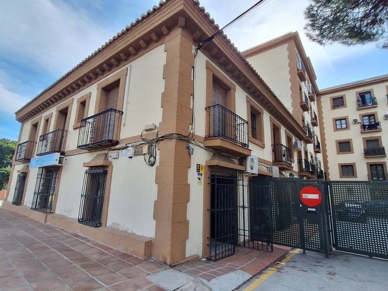 Commercial for Sale in Calahonda, Malaga 2