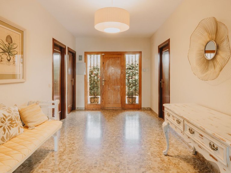 Villa for Sale in Marbesa, Malaga 11