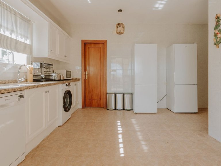 Villa for Sale in Marbesa, Malaga 16