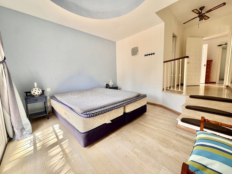 Villa for Sale in Nueva Andalucía, Malaga 12