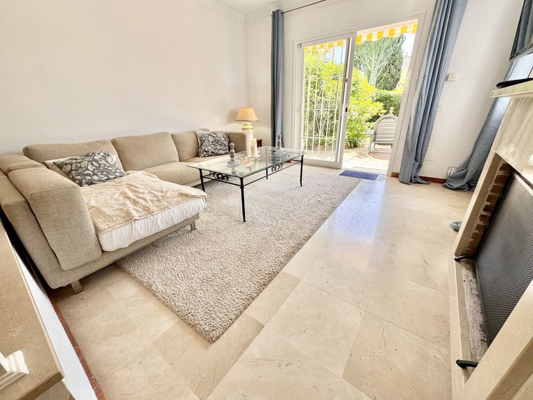 Villa for Sale in Nueva Andalucía, Malaga 7