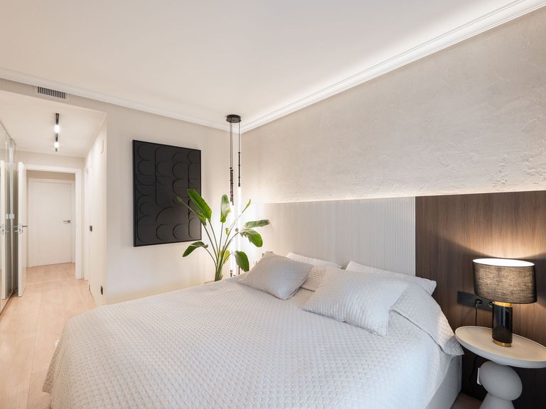Apartment for Sale in Selwo, Malaga 12