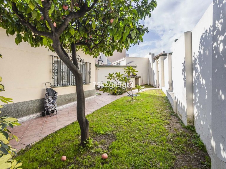 Villa for Sale in Benalmadena Costa, Malaga 15