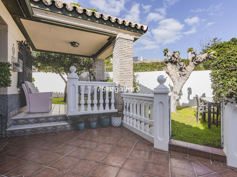 Villa for Sale in Benalmadena Costa, Malaga 19
