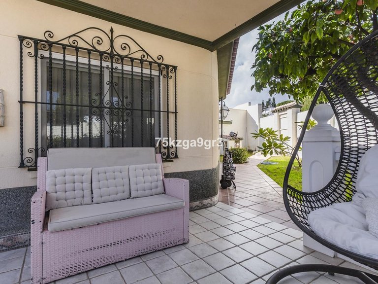 Villa for Sale in Benalmadena Costa, Malaga 22