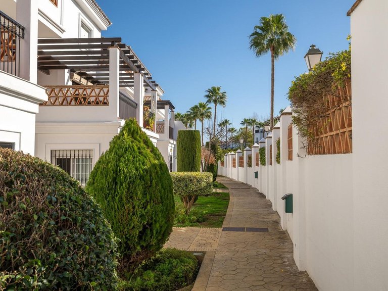 Villa for Sale in Alhaurín De La Torre, Malaga 11