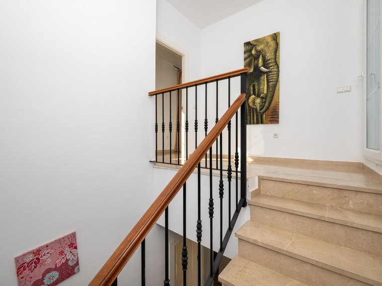 Villa for Sale in Alhaurín De La Torre, Malaga 31