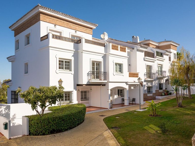 Villa for Sale in Alhaurín De La Torre, Malaga 4