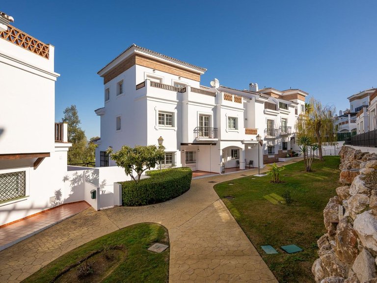 Villa for Sale in Alhaurín De La Torre, Malaga 41