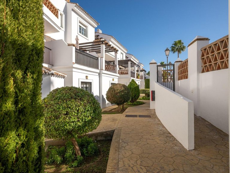 Villa for Sale in Alhaurín De La Torre, Malaga 6