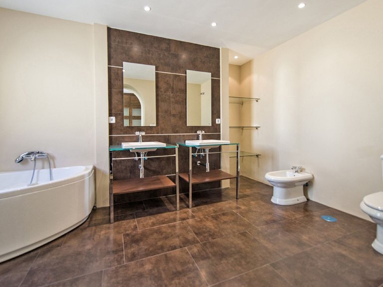 Villa for Sale in Benalmadena, Malaga 16