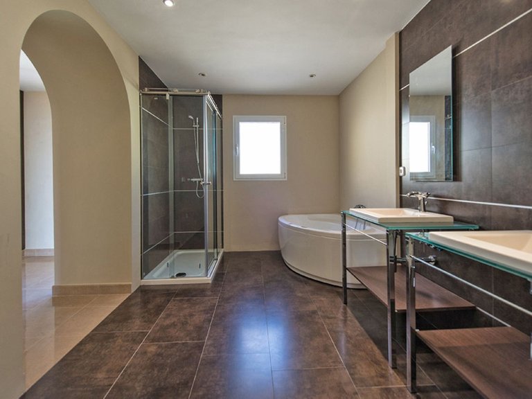 Villa for Sale in Benalmadena, Malaga 17