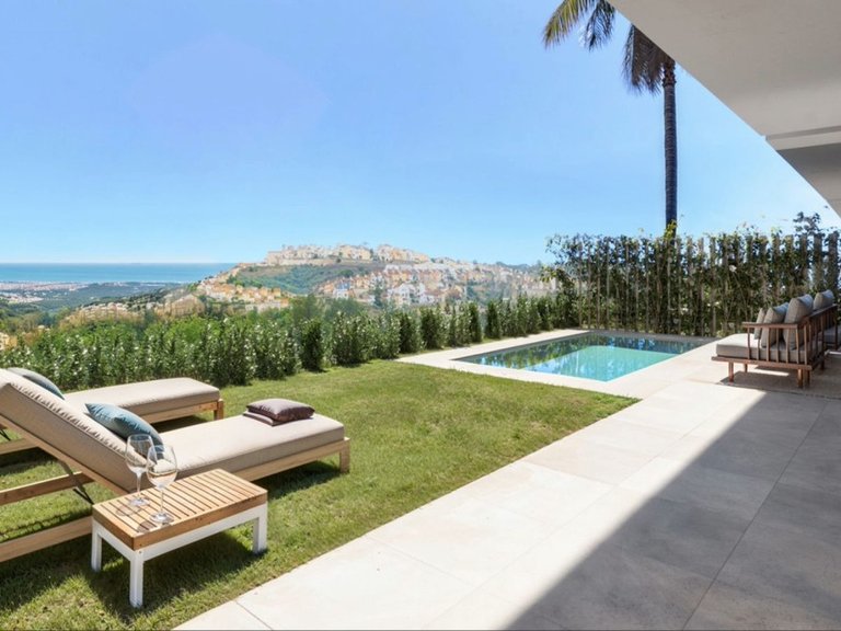 Town House for Sale in Casares Playa, Malaga 5