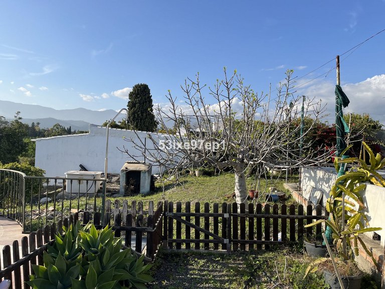 Villa for Sale in Estepona, Malaga 10