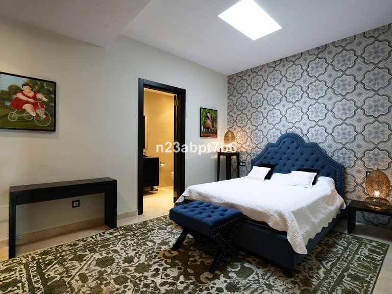Villa for Sale in Puerto Banús, Malaga 18