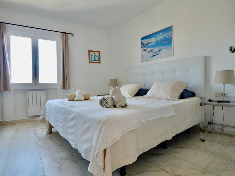Apartment for Sale in Puerto De Cabopino, Malaga 24