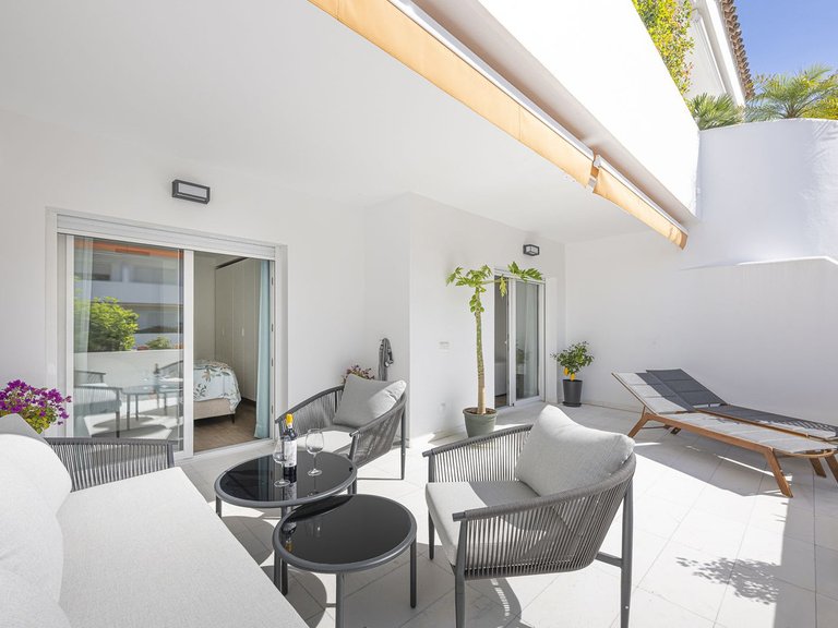 Apartment for Sale in The Golden Mile, Malaga 4