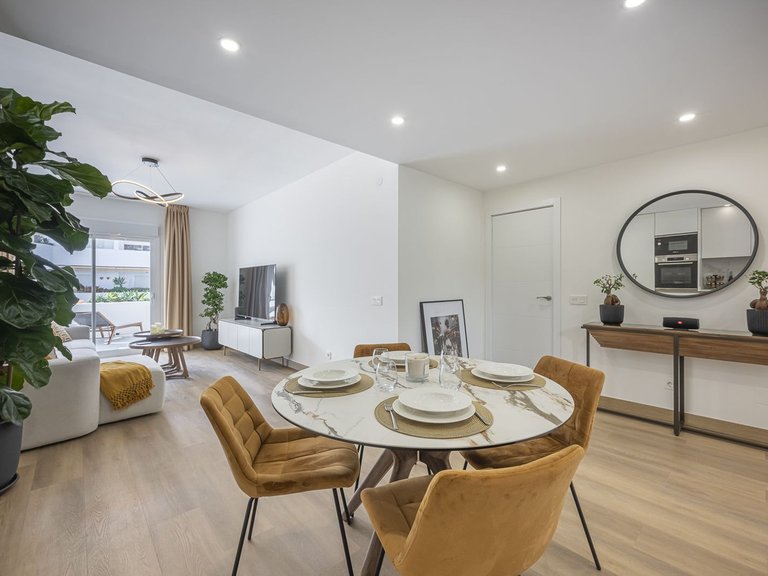 Apartment for Sale in The Golden Mile, Malaga 6