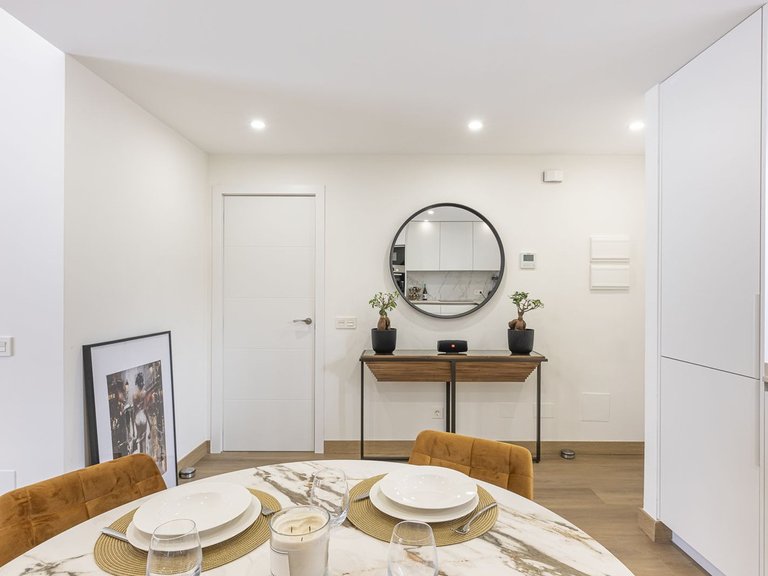 Apartment for Sale in The Golden Mile, Malaga 9
