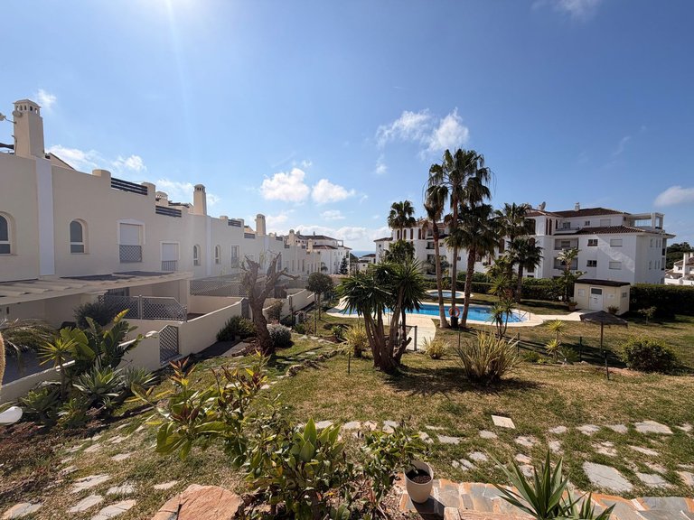 Villa for Sale in Calahonda, Malaga 24