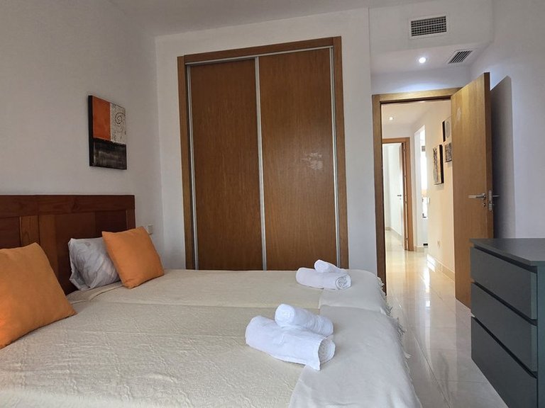 Apartment for Sale in New Golden Mile, Malaga 10