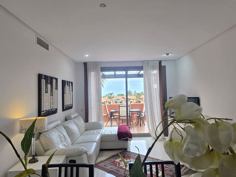Apartment for Sale in New Golden Mile, Malaga 6