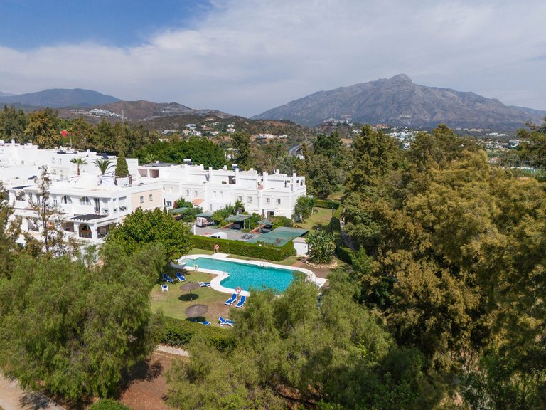 Villa for Sale in La Quinta, Malaga 25