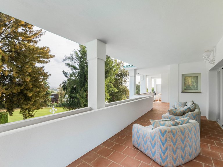 Villa for Sale in La Quinta, Malaga 7