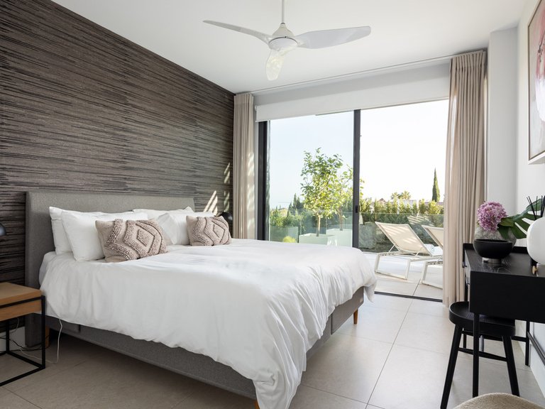 Apartment for Sale in La Quinta, Malaga 8