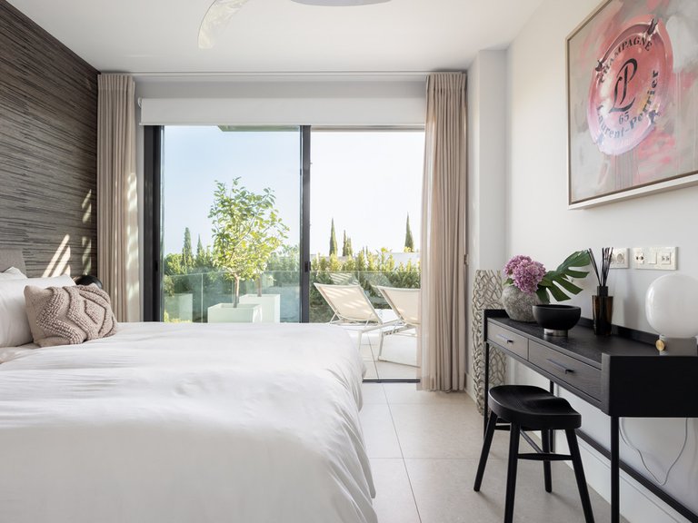 Apartment for Sale in La Quinta, Malaga 9