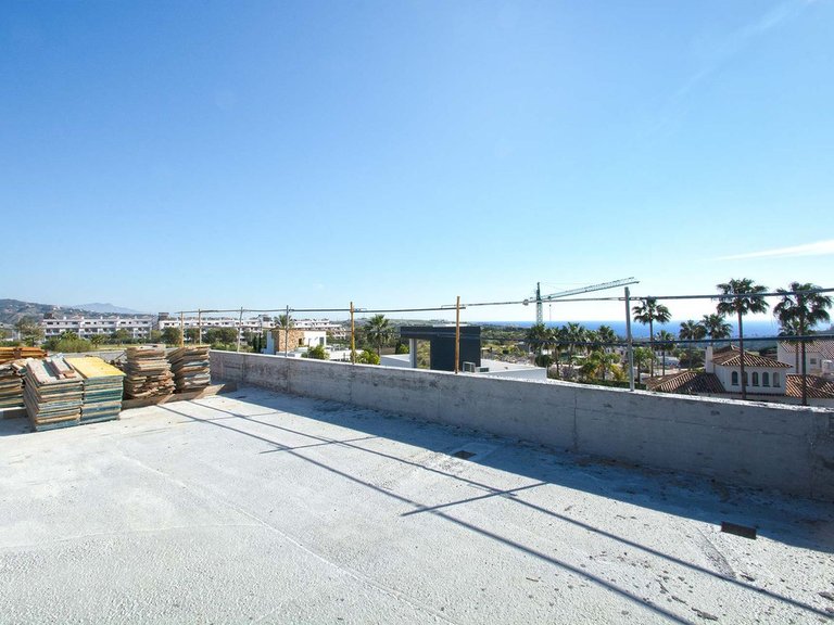 Villa for Sale in Estepona, Malaga 15