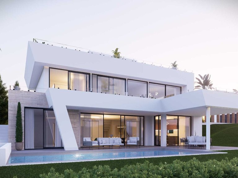 Villa for Sale in Estepona, Malaga 2
