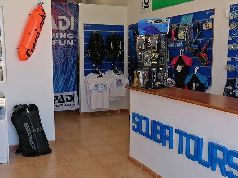 Commercial for Sale in Benalmadena, Malaga 11