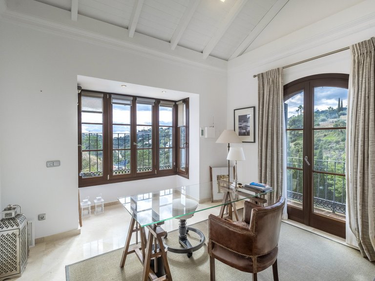 Villa for Sale in El Madroñal, Malaga 24