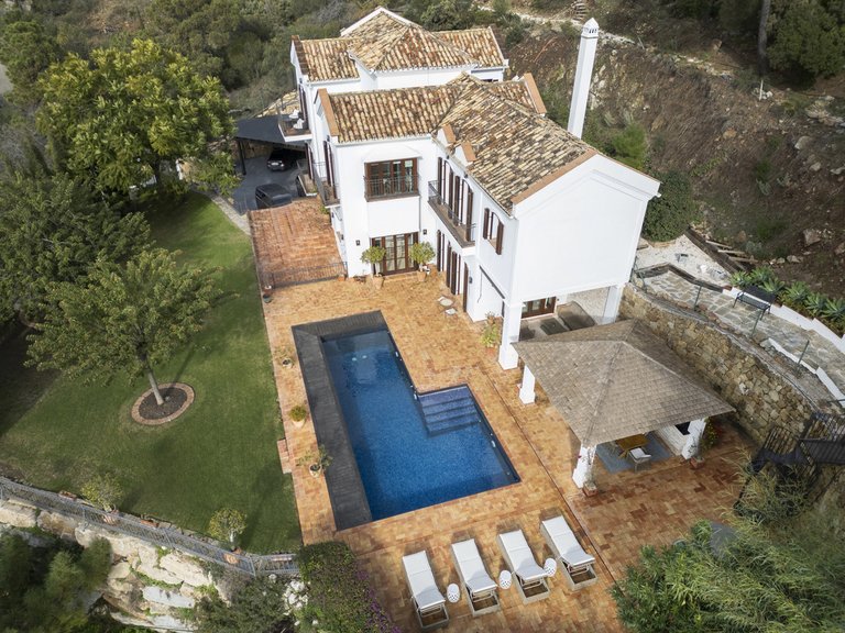 Villa for Sale in El Madroñal, Malaga 41