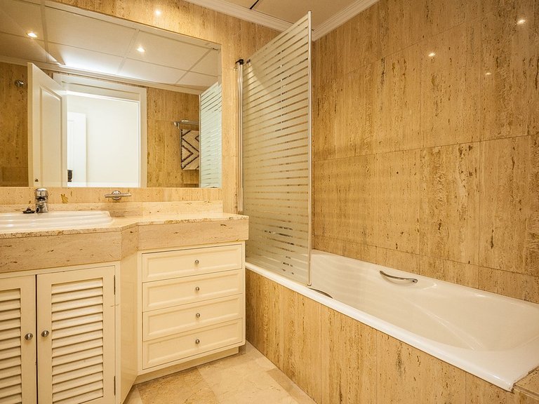 Apartment for Sale in Elviria, Malaga 7