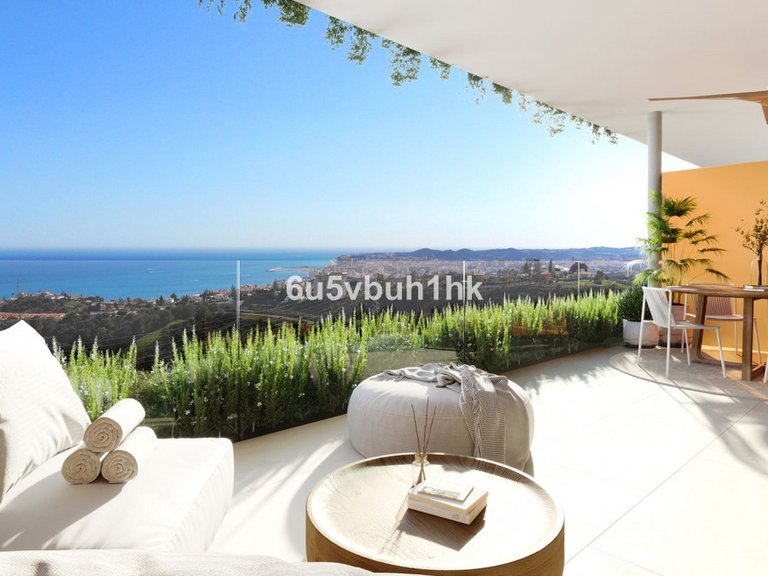 Apartment for Sale in Fuengirola, Malaga 1